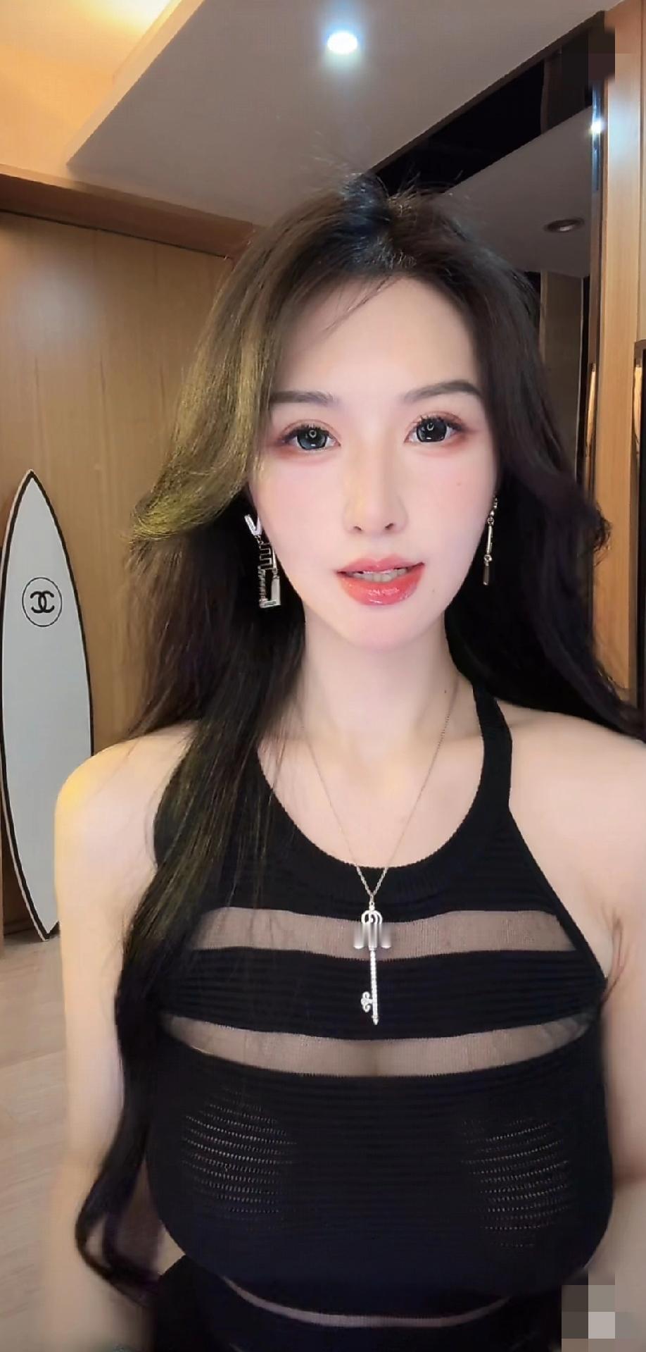 有颜值有身材，太美了颜值健身女孩高颜质女神美女御姐