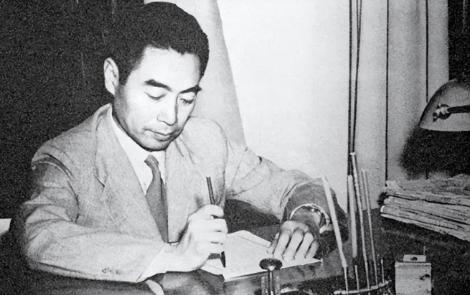 1938年，27岁国军将领陈尔晋，怀疑妻子出轨，跟踪时，见妻子上楼时，谁知，妻子