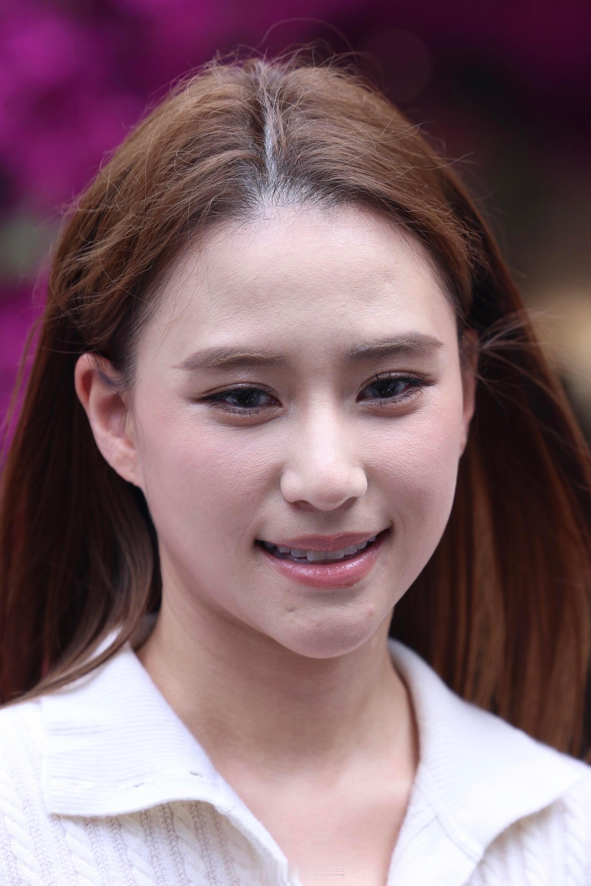 何超莲生图气质太好了吧