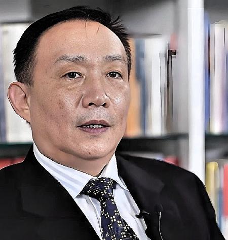 最狠的间谍，不偷你的情报，也不策反你的人，而是直接在你家里，帮你“立规矩”！