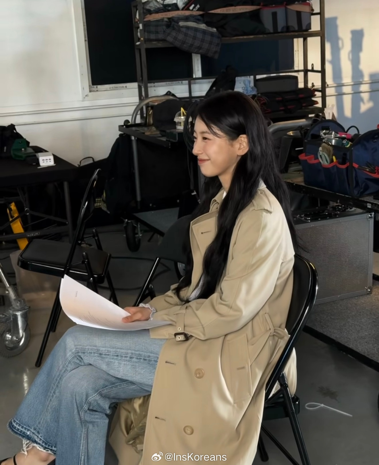 裴秀智秀智新发型这绝对是韩女今年冬季长发首选啦浪漫长卷发​​​