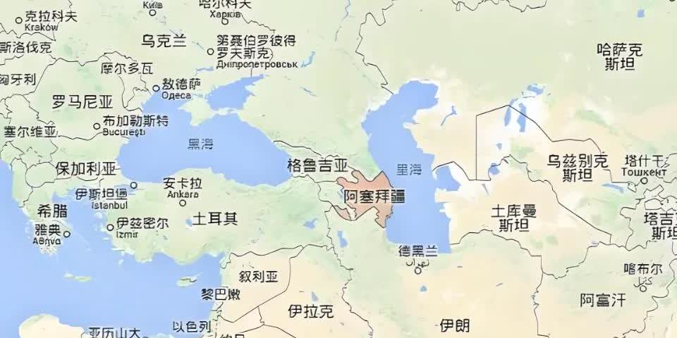 俄罗斯如果在这个时候对付阿塞拜疆，那是十分不明智的行为。阿塞拜疆虽然很小，只有1