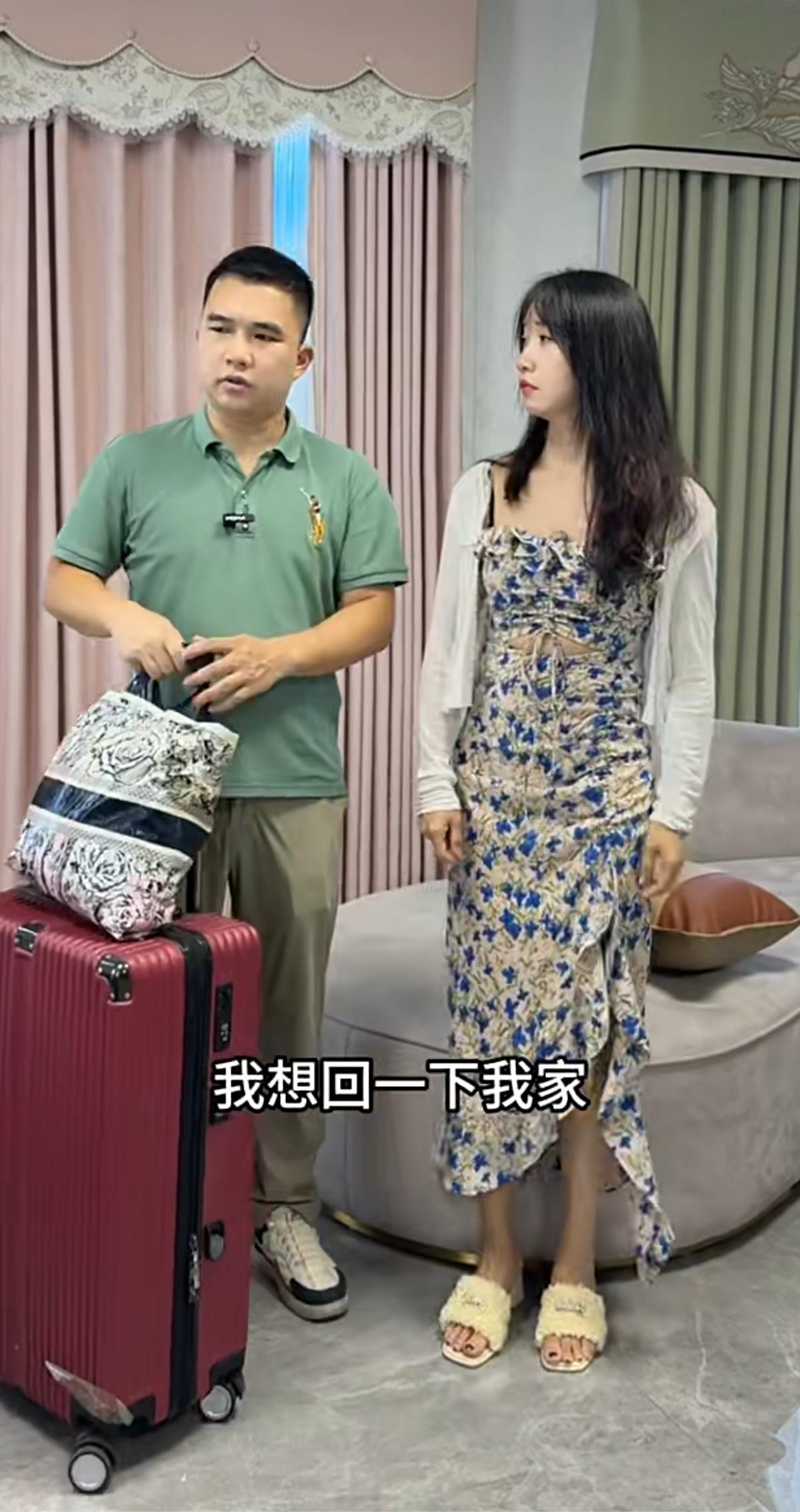 男人收拾好行李箱，站在客厅跟妻子开口，说自己想回一趟家。妻子一听，双臂交叉
