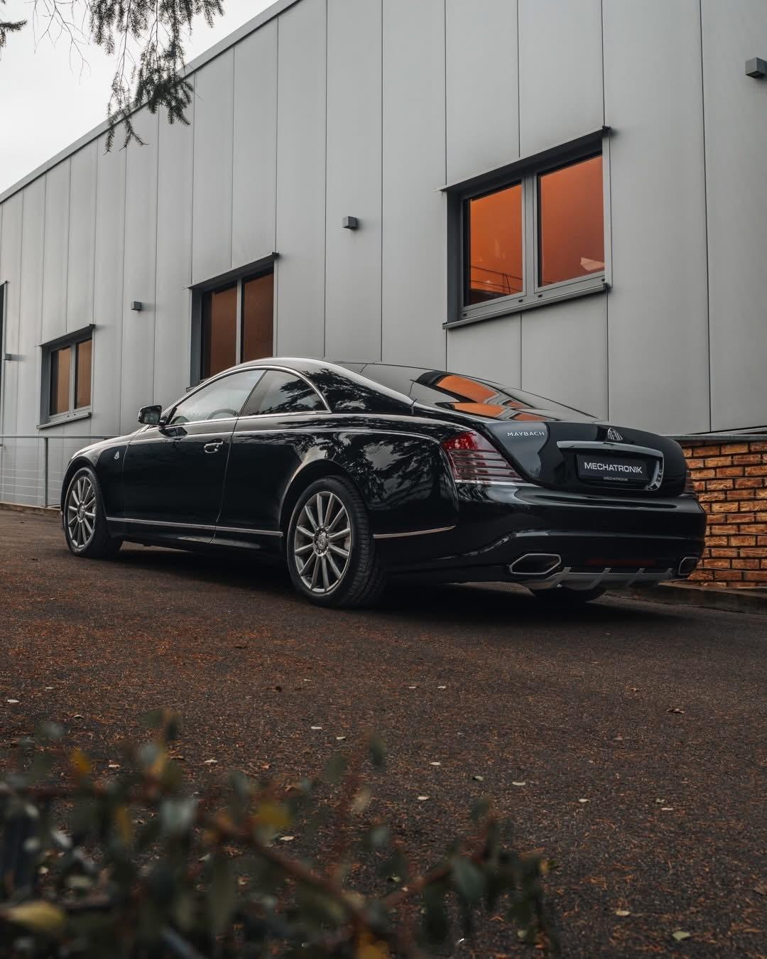 地球上最珍奇的轿跑车之一全球限量8台迈巴赫57SXenatecCoupe