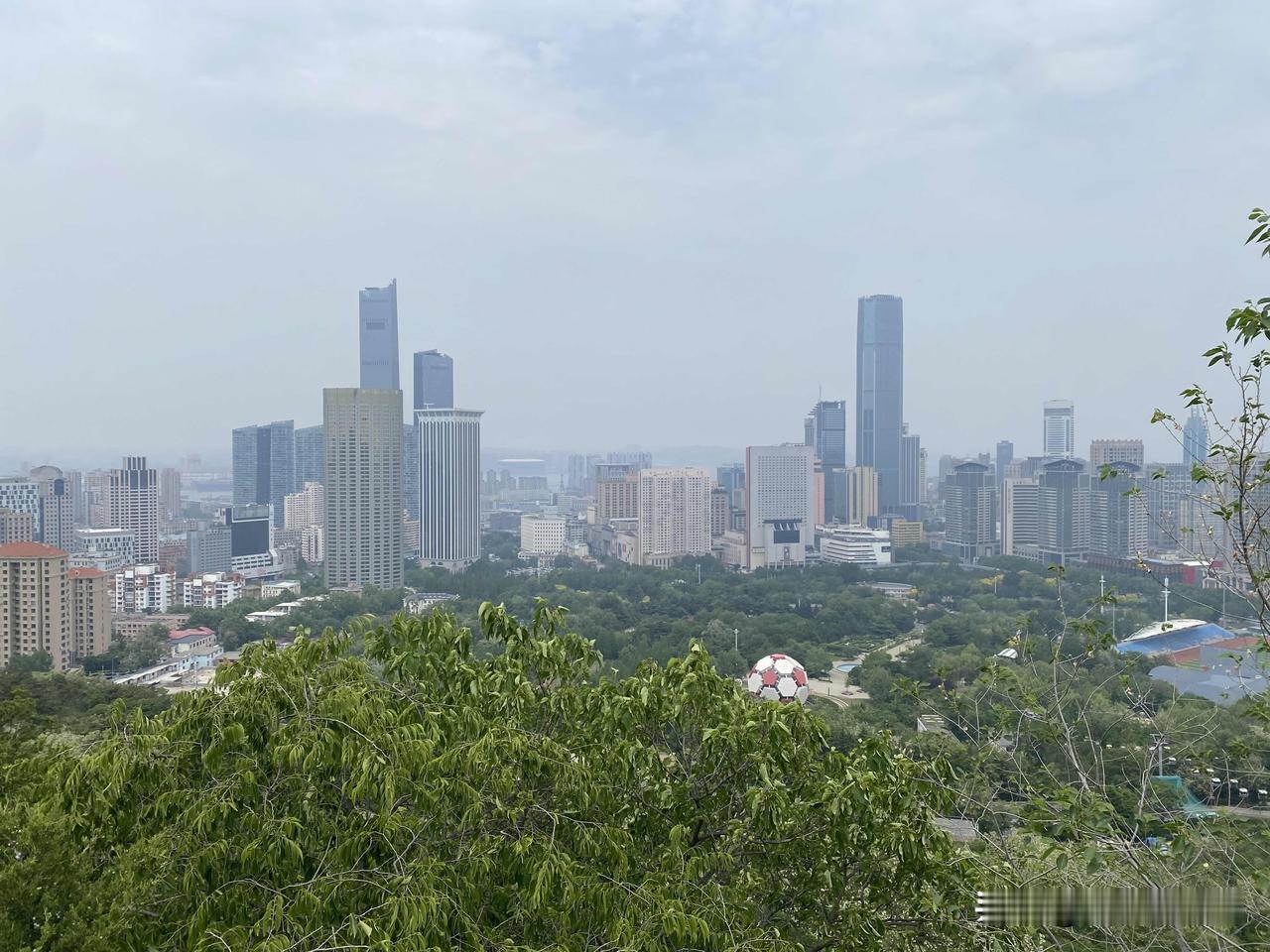 大连印象，真的不错！体验当地文化比较好的去处就是逛当地的人气公园。今天逛极具