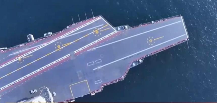 福建号航母2024年5月8日才开始海试，2025年11月5日就已经服役，才几个月