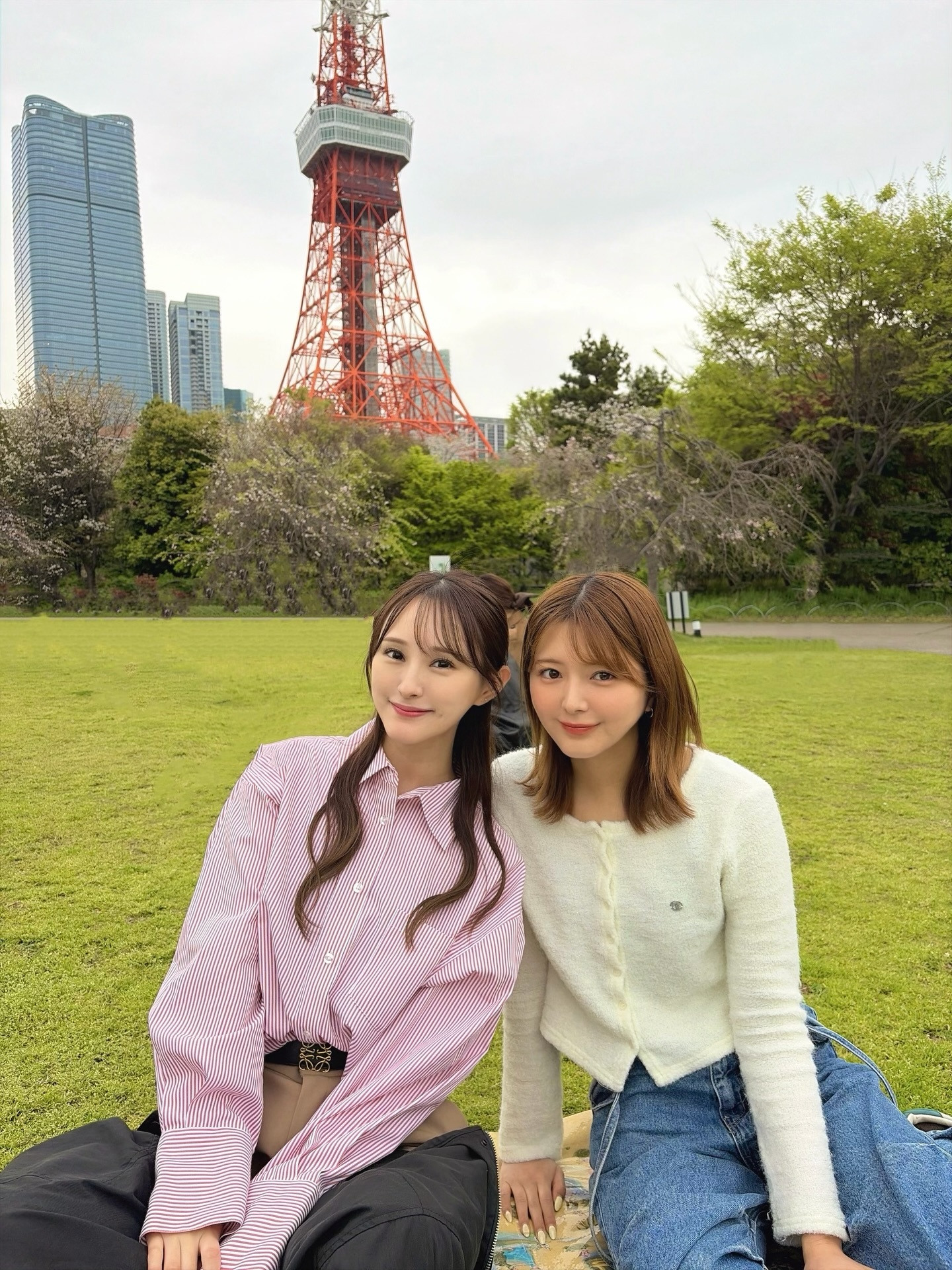 植木南央関有美子