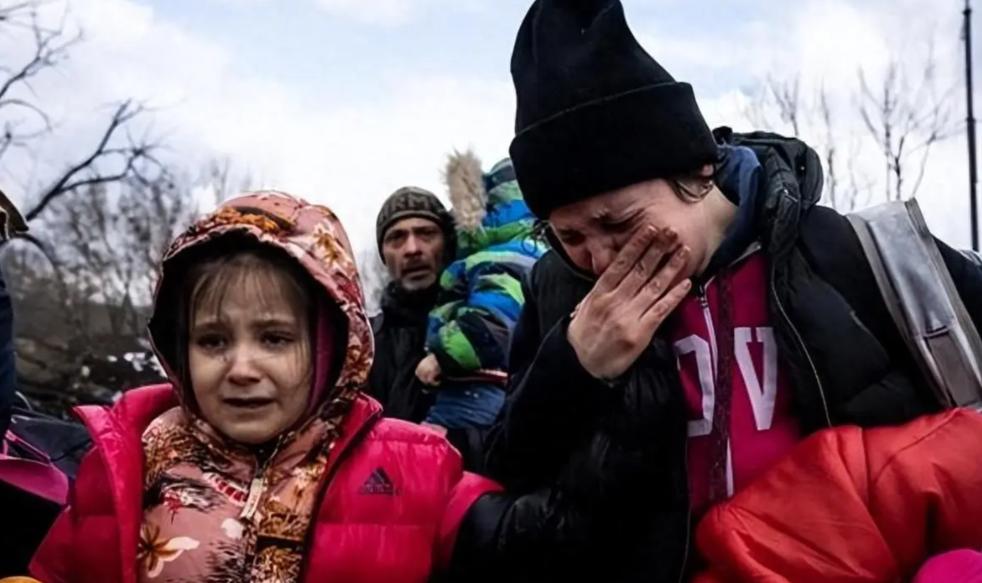 乌克兰的命压根不由自己说了算，最近一个乌克兰前官员说了句实在话，把这事掰扯得明明