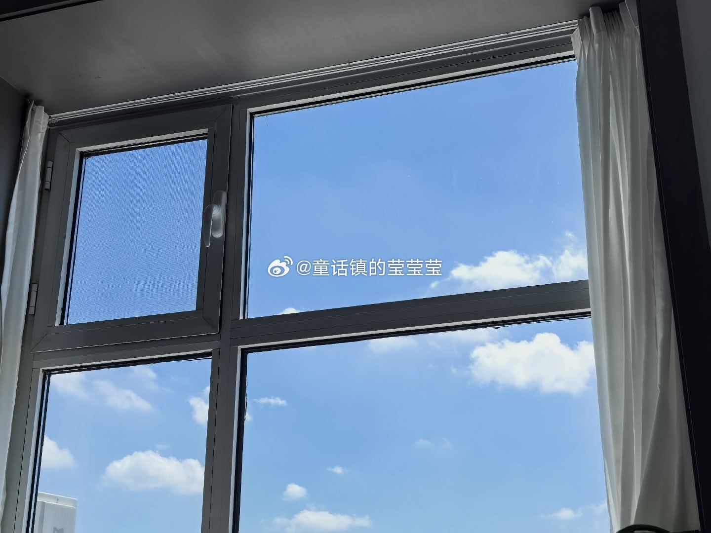 人是很复杂的坐月子期间基本每天和婆婆四目相对我们婆媳关系算是极其和睦她不是爱磋磨人的老式婆婆对我对小