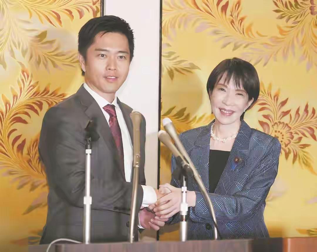 当不上日本首相？执政联盟出大事，高市想要的台阶，中国偏不给她“盟友反水、在