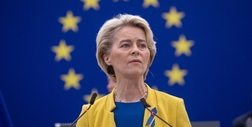 就在刚刚欧盟委员会主席冯德莱恩突然提出了新的筹资方案和时限，面向所有成员国