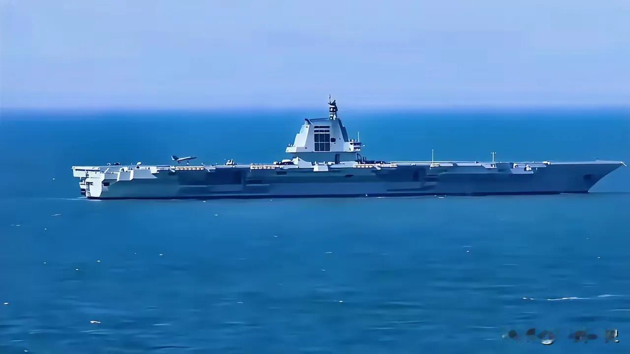 福建舰测试电磁弹射，故意增加难度！目测福建舰3型舰载机起降测试时，海面微风，航行