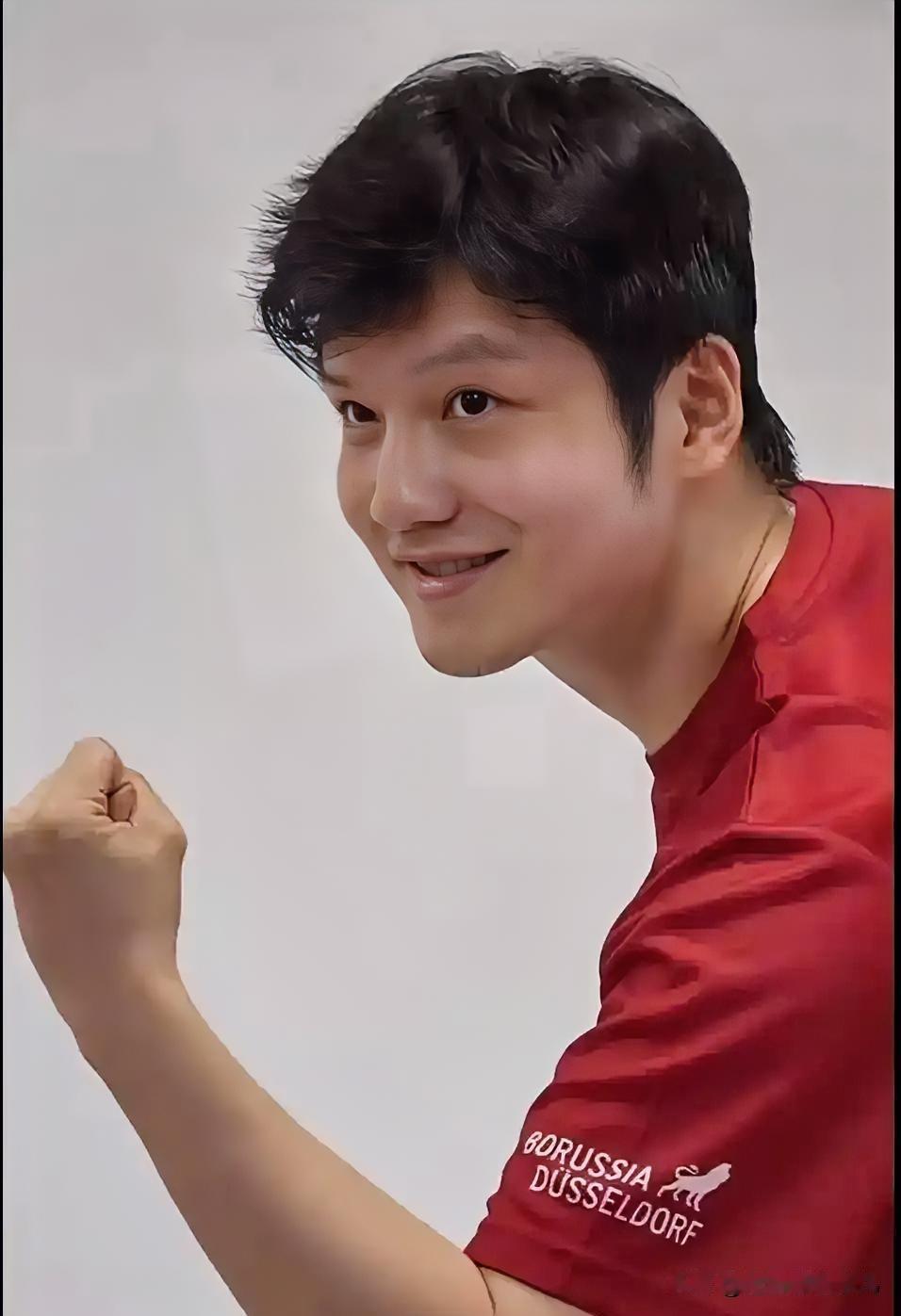 网传樊振东要打长沙全锦赛单打？假的。中国乒协官方赛程确认：长沙站只有双打，没有单