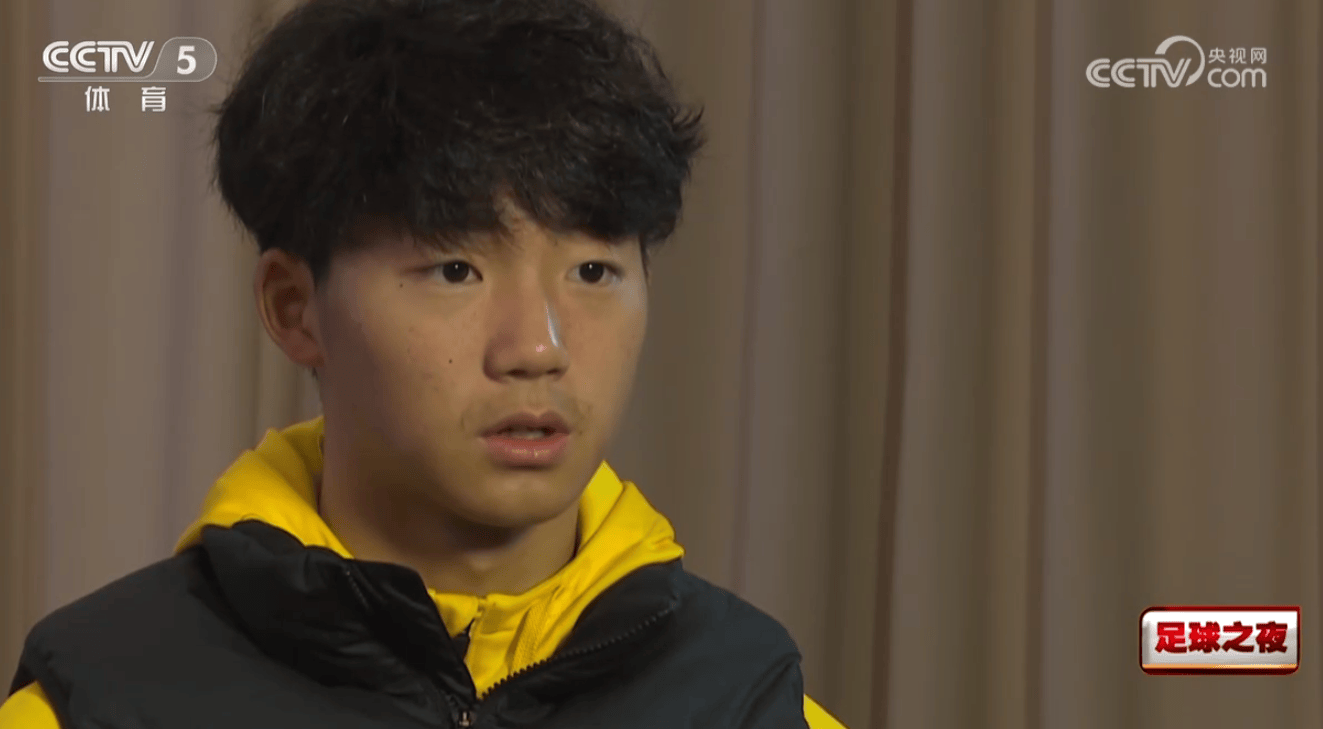 万项谈塞尔维亚生活: 有人主动来挑衅自己, 球包被藏了多次