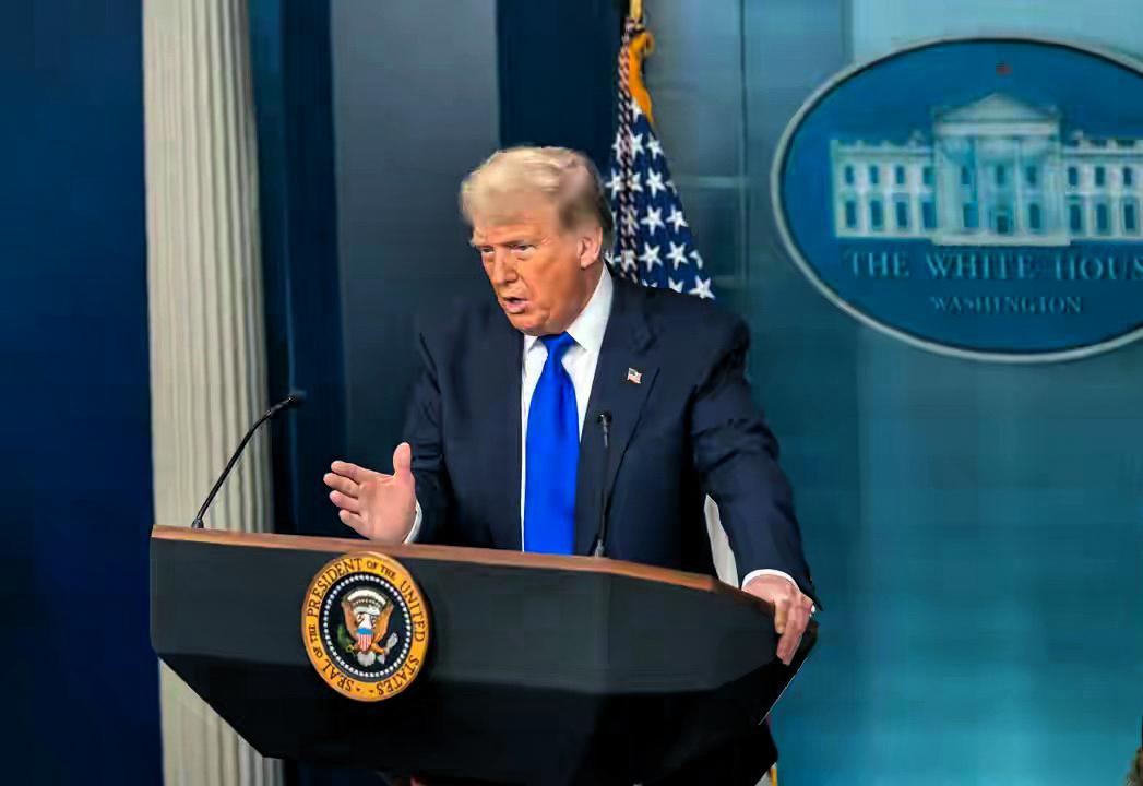 英媒：美国打出了一个日益强硬的伊朗。4月25日，巴基斯坦官方消息人士透露，与