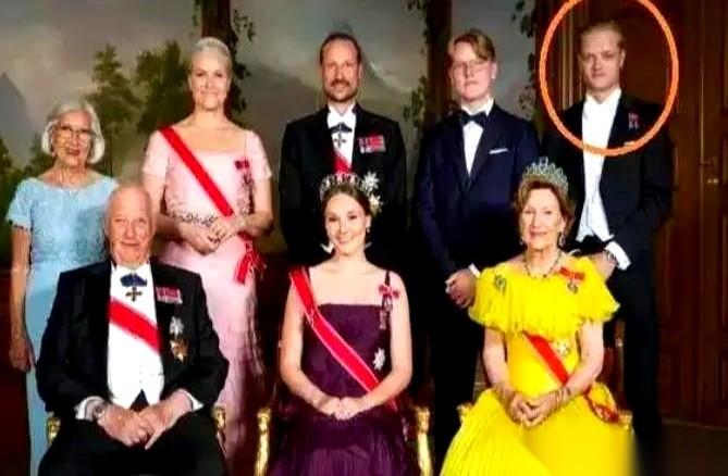 英国王子那点破事，跟挪威王室一比，简直就像过家家。安德鲁王子再不堪，也就是个王