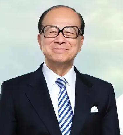 你可以怀疑李嘉诚的人品，但不可以质疑他的眼光。时隔十八年，市场又一次看见了李家标