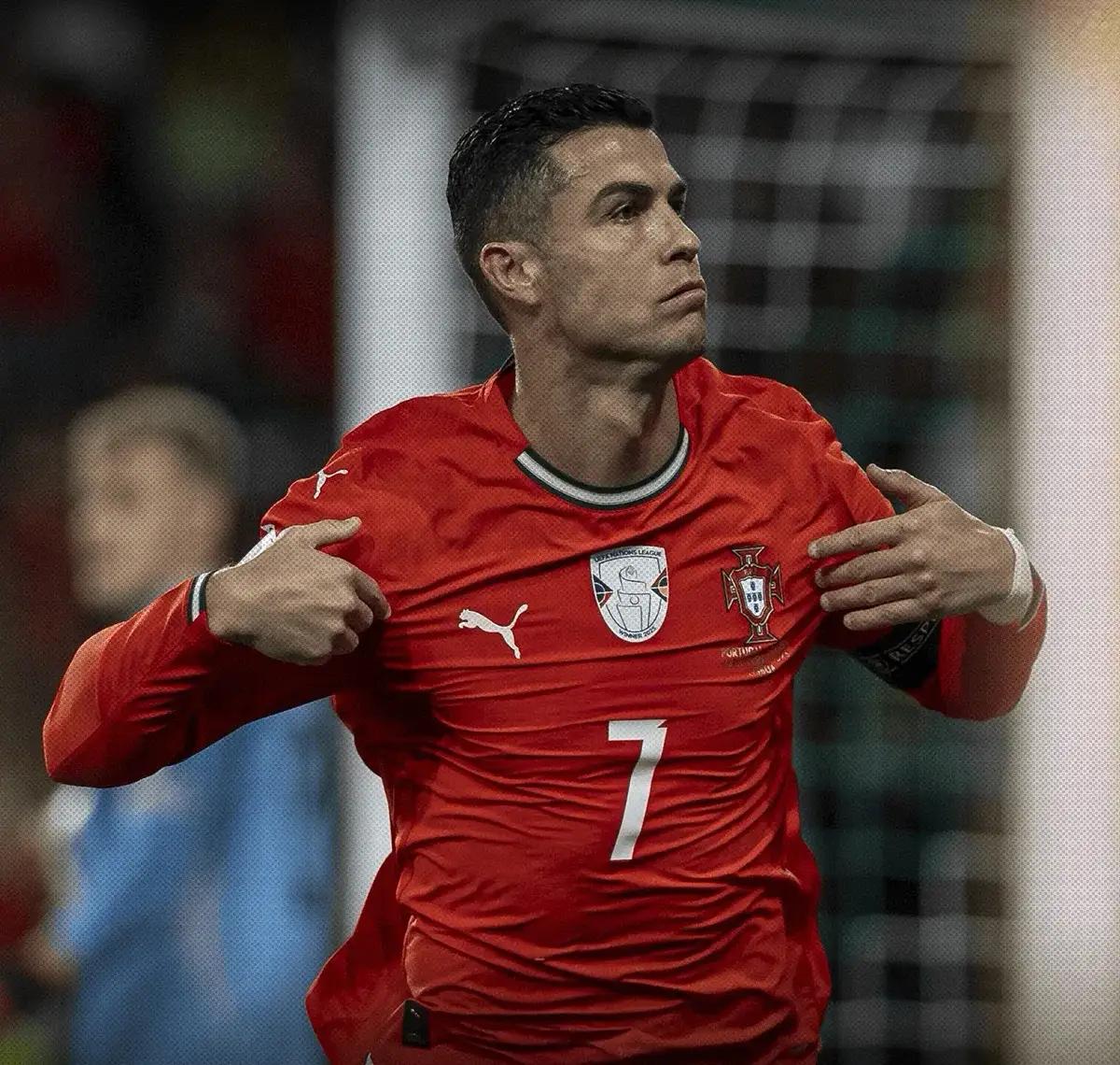 网上看到一帖，甚是有趣。说如果梅西是曹丞相，那么C罗是谁？拿三国来说事。从地