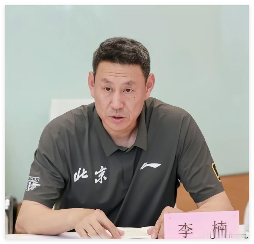 李楠带队能胜澳洲布里斯斑队，还有人对李楠质疑吗？澳大利亚NBL随便拉出一支，实