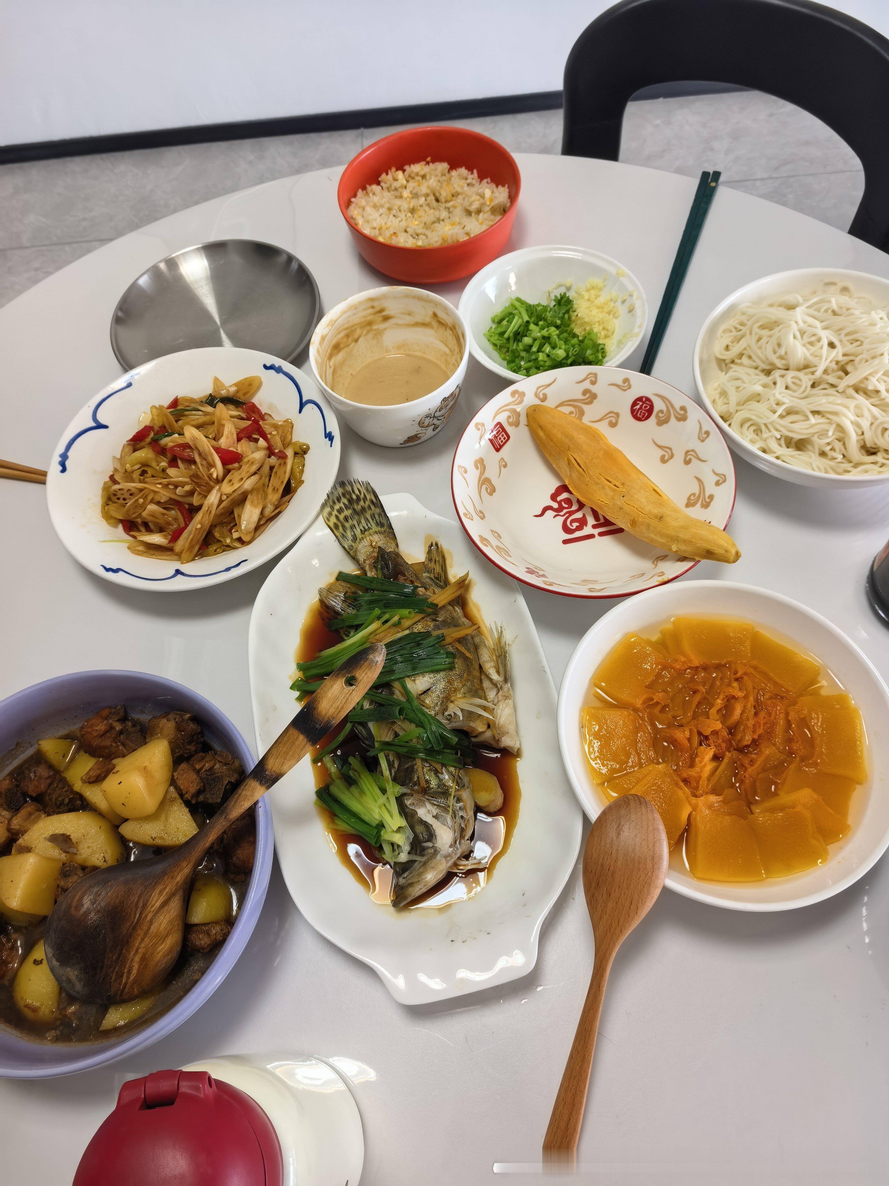 吃饭！午饭要积极