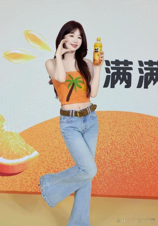 徐梦洁橘子系穿搭背后：缝9针的膝盖撕掉甜妹滤镜？