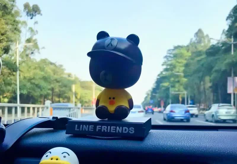 身边俩老友，一个提了问界M9，另一个入手智界R7，都开了半年多了。这两款车的辅助