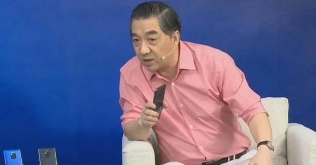 为何这位中国最大胆的专家，敢在央视公开“忽悠”，却还能爆火28年？张召忠最出名