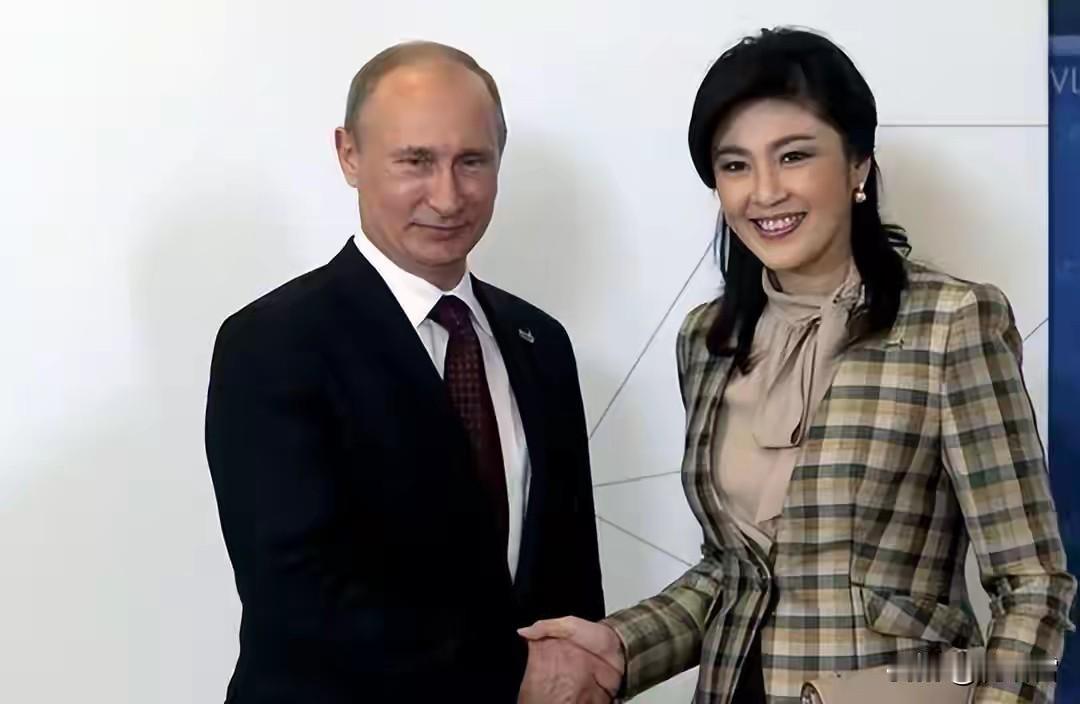 泰国军政不除，不效仿柬埔寨国王模式，把泰王架起来，他信和英拉就会永不安宁？他信家