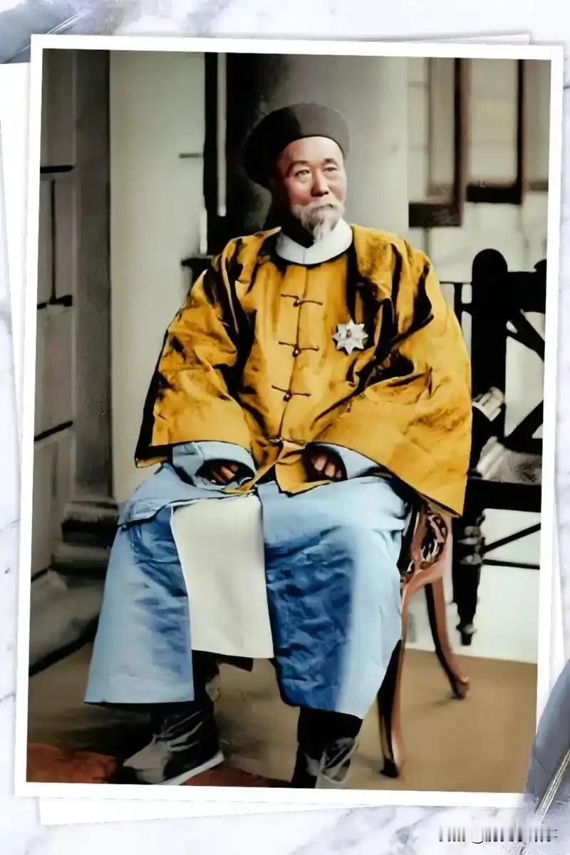 1901年，李鸿章死时，留给子孙10亿多元财产，没想到，52年后，他的孙子，43