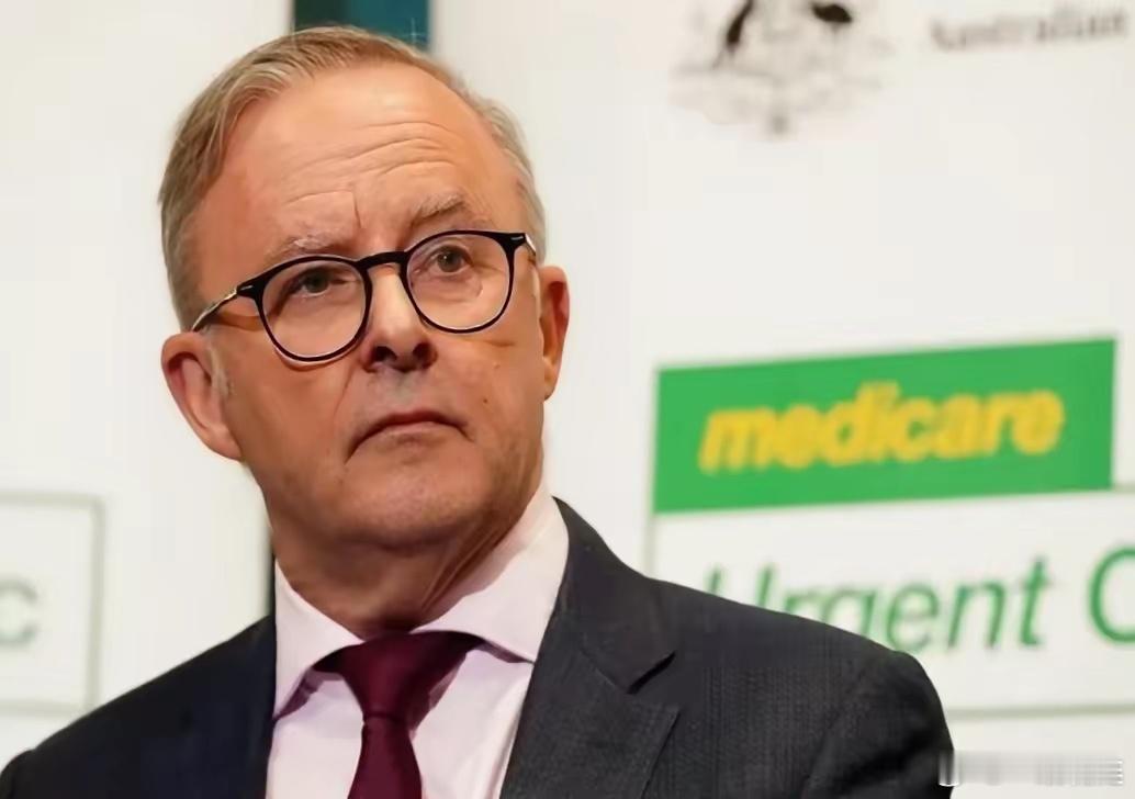 跟澳洲那边的朋友聊透了才明白，这次达尔文港的事儿，根本不是什么吓唬人。人家那是铁