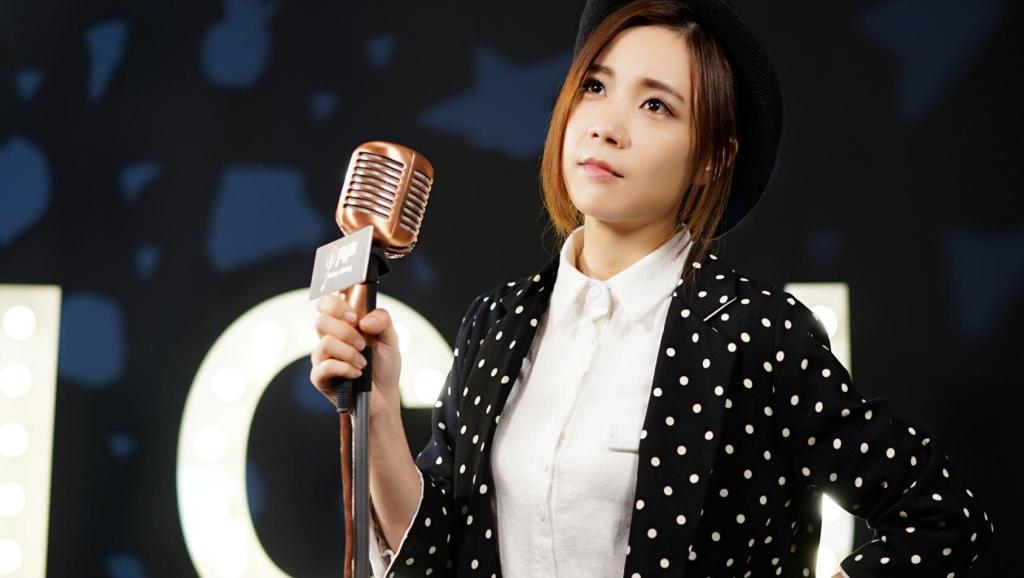 蔡枫华 倩影(1981年)_土豆视频