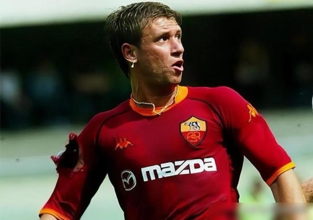 别笑卡萨诺疯了。我告诉你，一个天才最大的痛苦，就是清醒地知道自己本可以碾压众