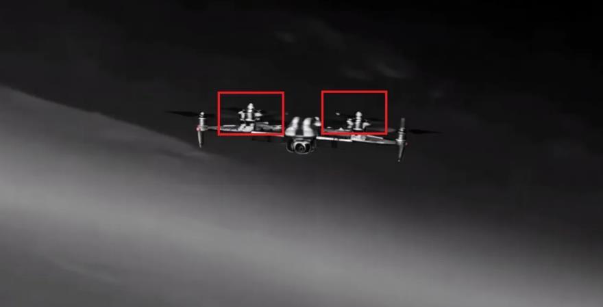 乌克兰媒体发布了一张图片，显示了俄军“天竺葵”-2无人机携带了两架FPV。未来，
