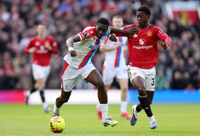 梅努本场个人简要数据90%传球成功率11次防守贡献7次抢回球权4次传向进攻三区4