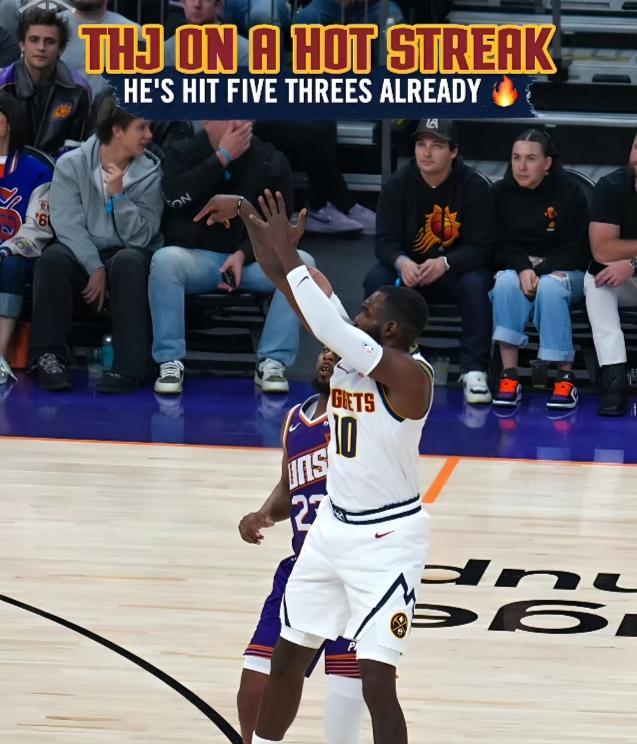 小哈达威真是掘金的救星！他来丹佛太正确了连中5记三分，全场狂飙7记三分，小哈