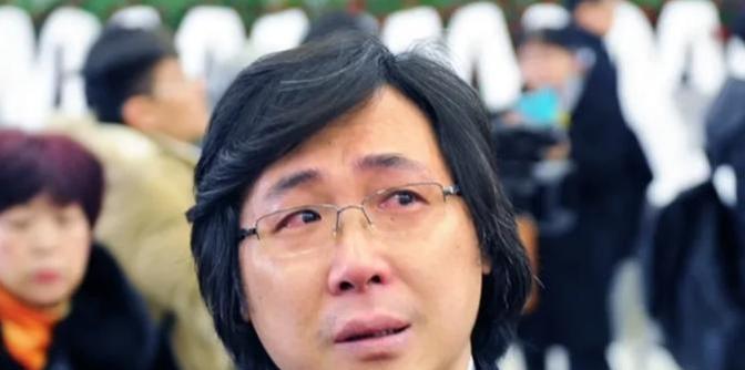 一天，廖昌永对妻子说：“我妈七十多岁了，还有糖尿病，我想接她来一起住，可她是农村