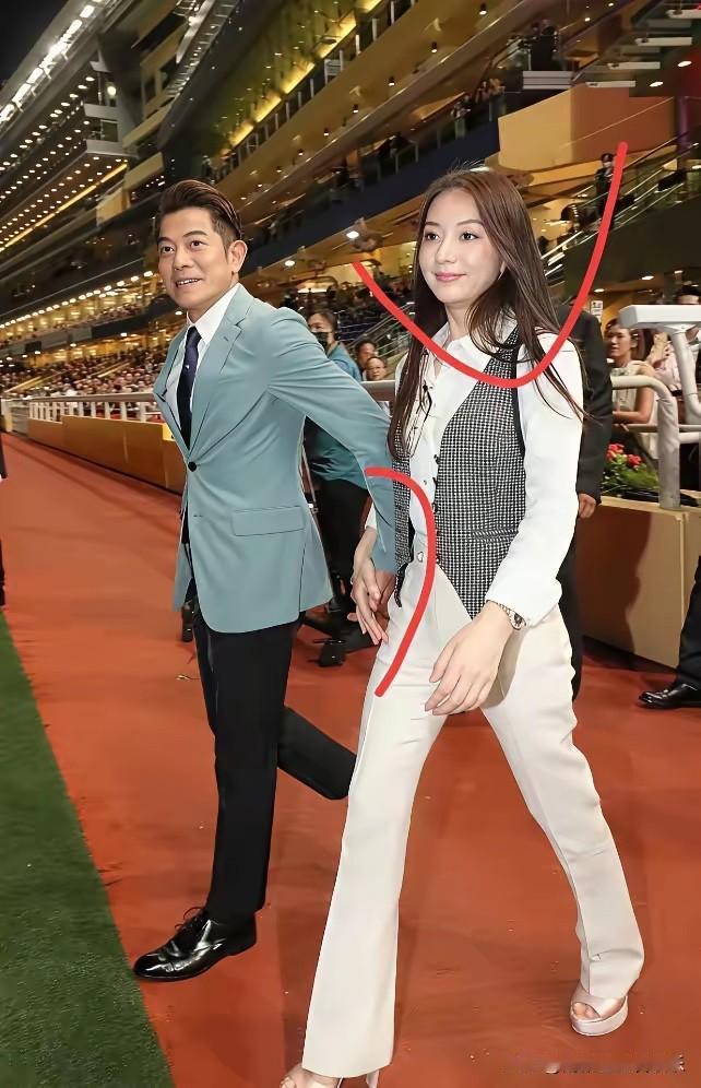 不怪郭富城对她情有独钟，确实美若天仙！