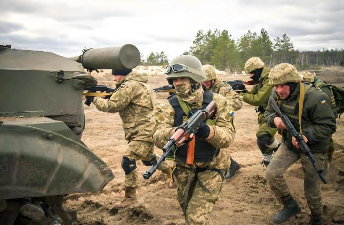 俄乌战场又有新情况！红军城战役接近尾声，乌军大势已去。可让人没想到的事：