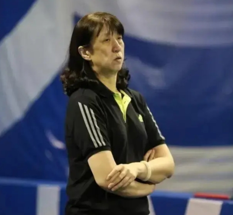 【二月受伤三月手术，四月份你们把李盈莹拉到北京】李盈莹二月份受伤，三月份在北京