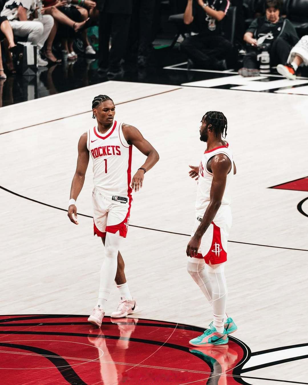 伊森更新ins：24伊森休斯顿火箭nba吐槽大会​​​
