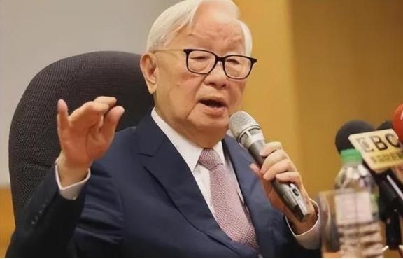 比芯片断供更可怕！台积电创始人张忠谋放出狠话：如果我们想要扼杀中国芯片，那么中国