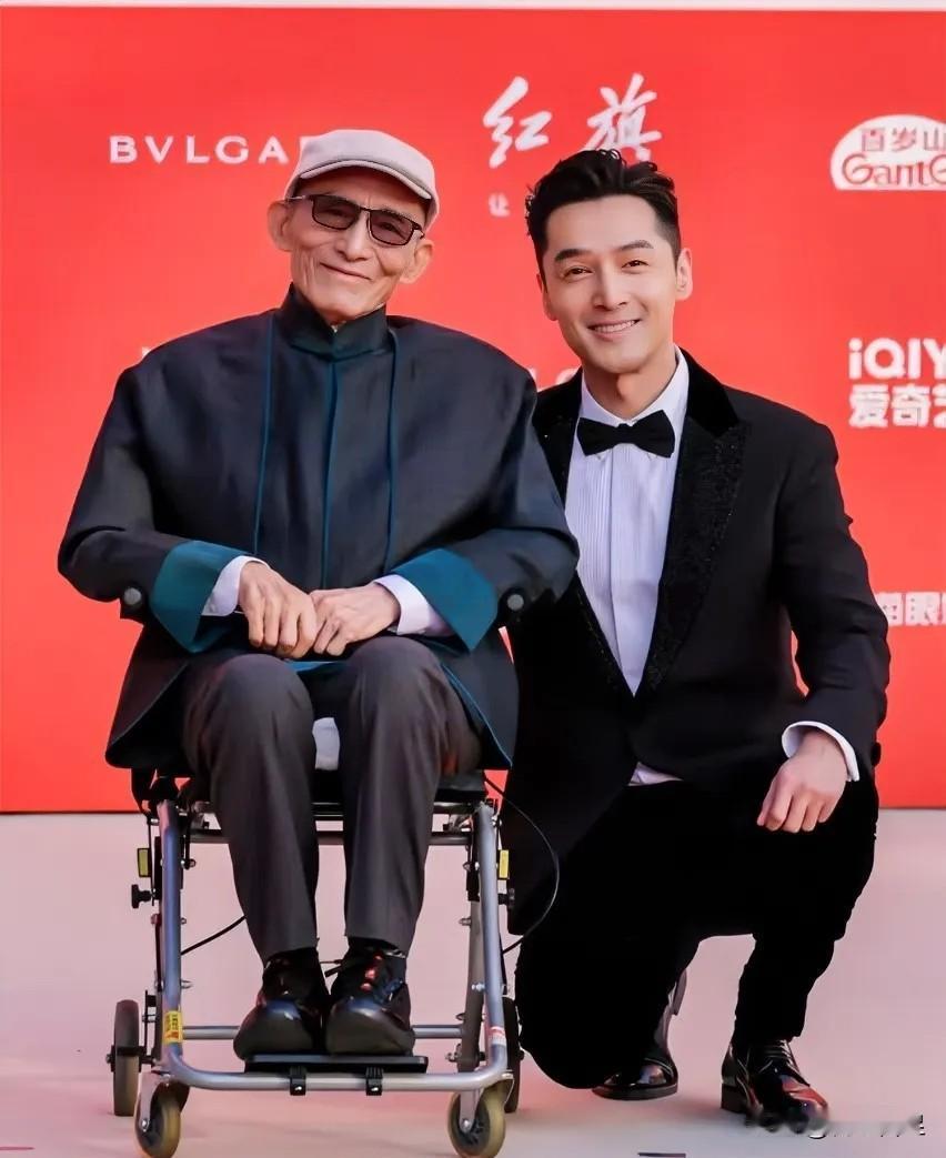 游本昌去世，最难过的估计是胡歌了。两人拍《繁花》时，胡歌说，游老师90岁高龄