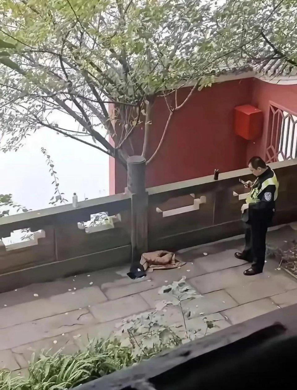 现在年轻人压力都挺大啊！