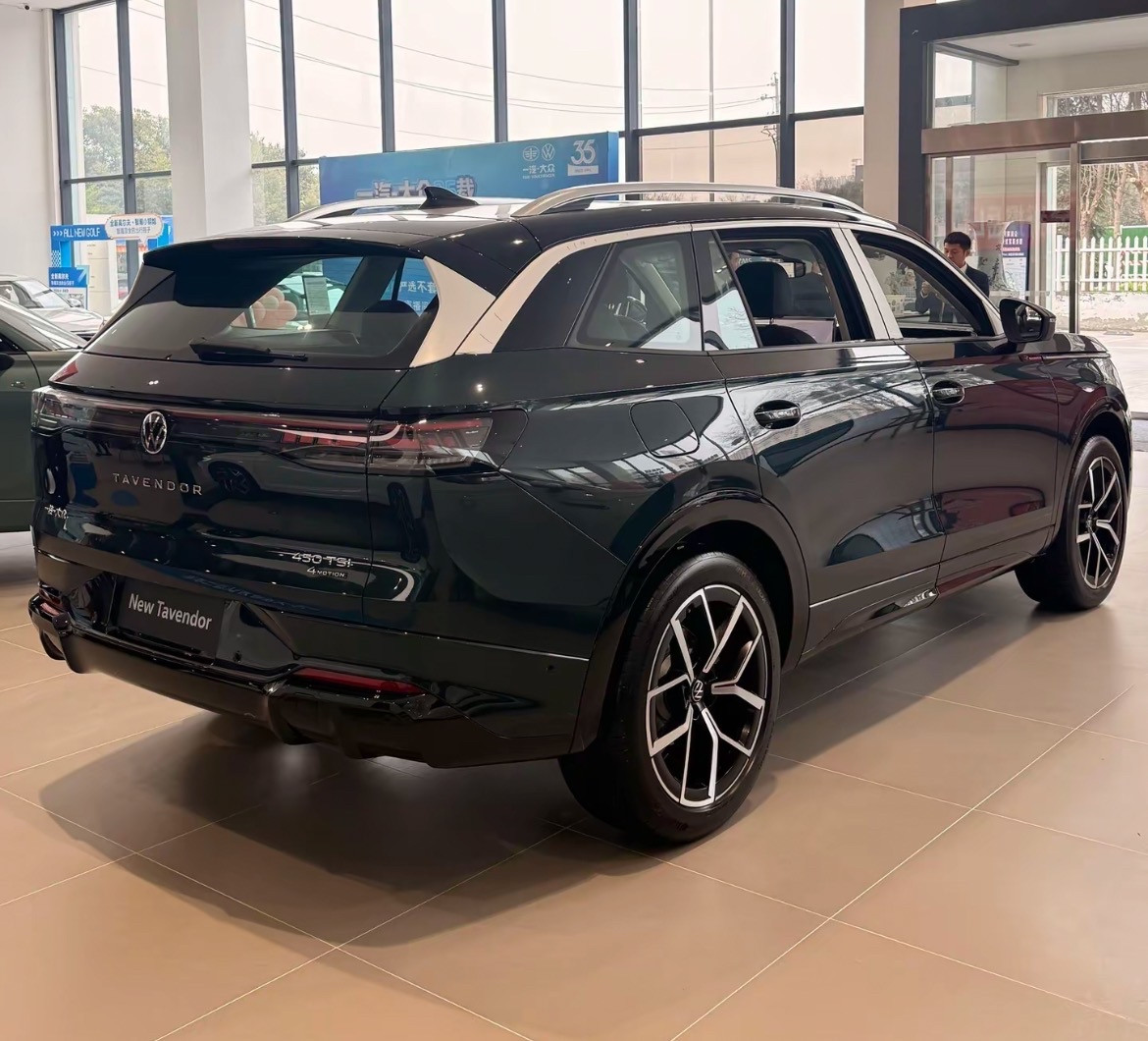 到店静赏一汽-大众全新揽巡，细品德系SUV匠心设计，每一处配置都藏着满满诚意，