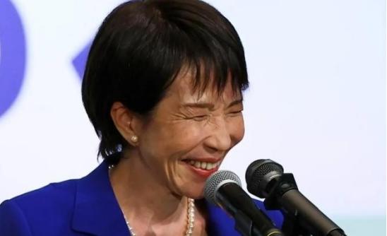 日本这回真的把自己玩进去了 2026年4月2日，日本公布的数据很扎心：对华出