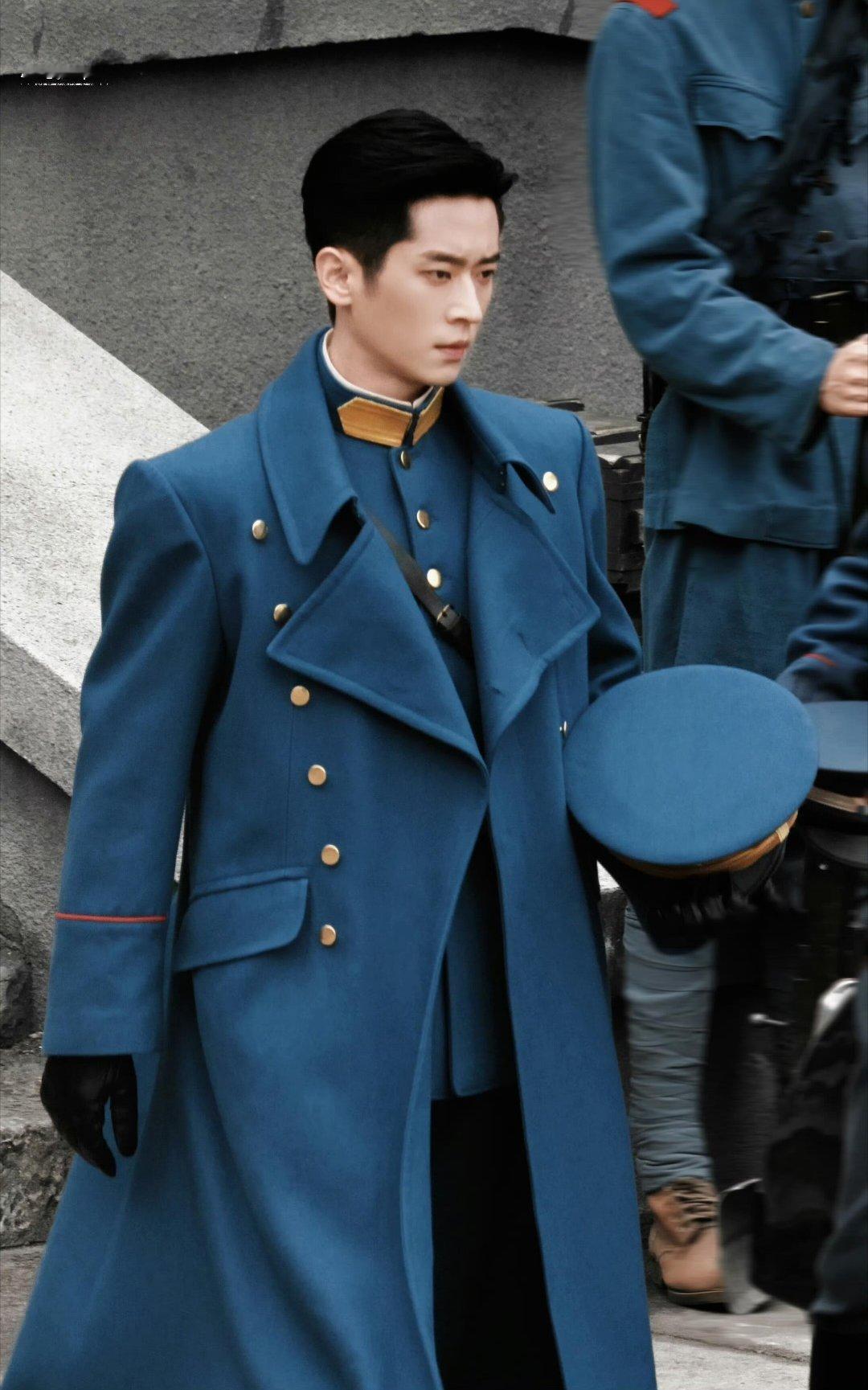 丞磊徐若晗新剧军官小白花《玉簟秋》选角太绝！丞磊军官装气场拉满，徐若晗的小白花