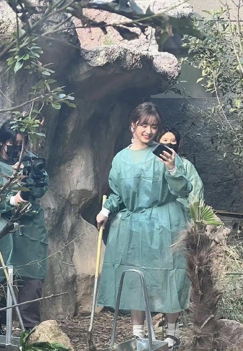 电视上看一般般，真人巨漂亮