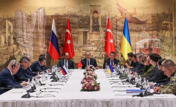 总有人问，俄乌战争打了整整4年时间，如果再继续下去，俄罗斯会不会被耗死，答案只有