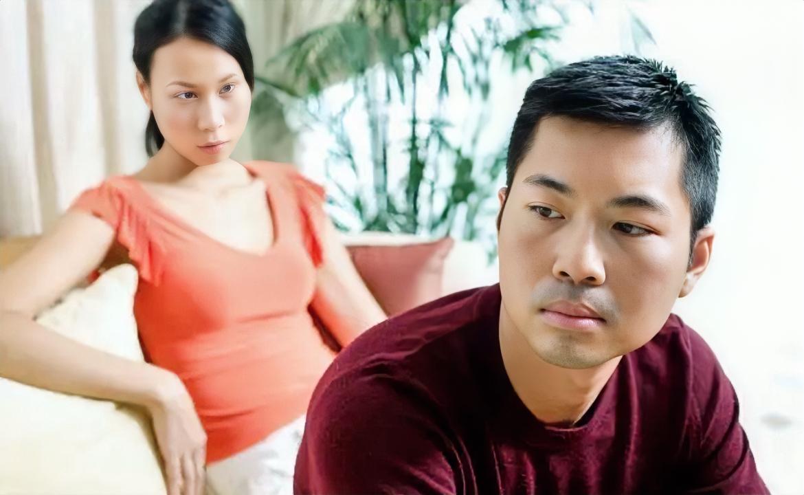 为什么男人会突然对你冷漠了？你俩本来过得挺好的，但是他有一天突然就不理人了，