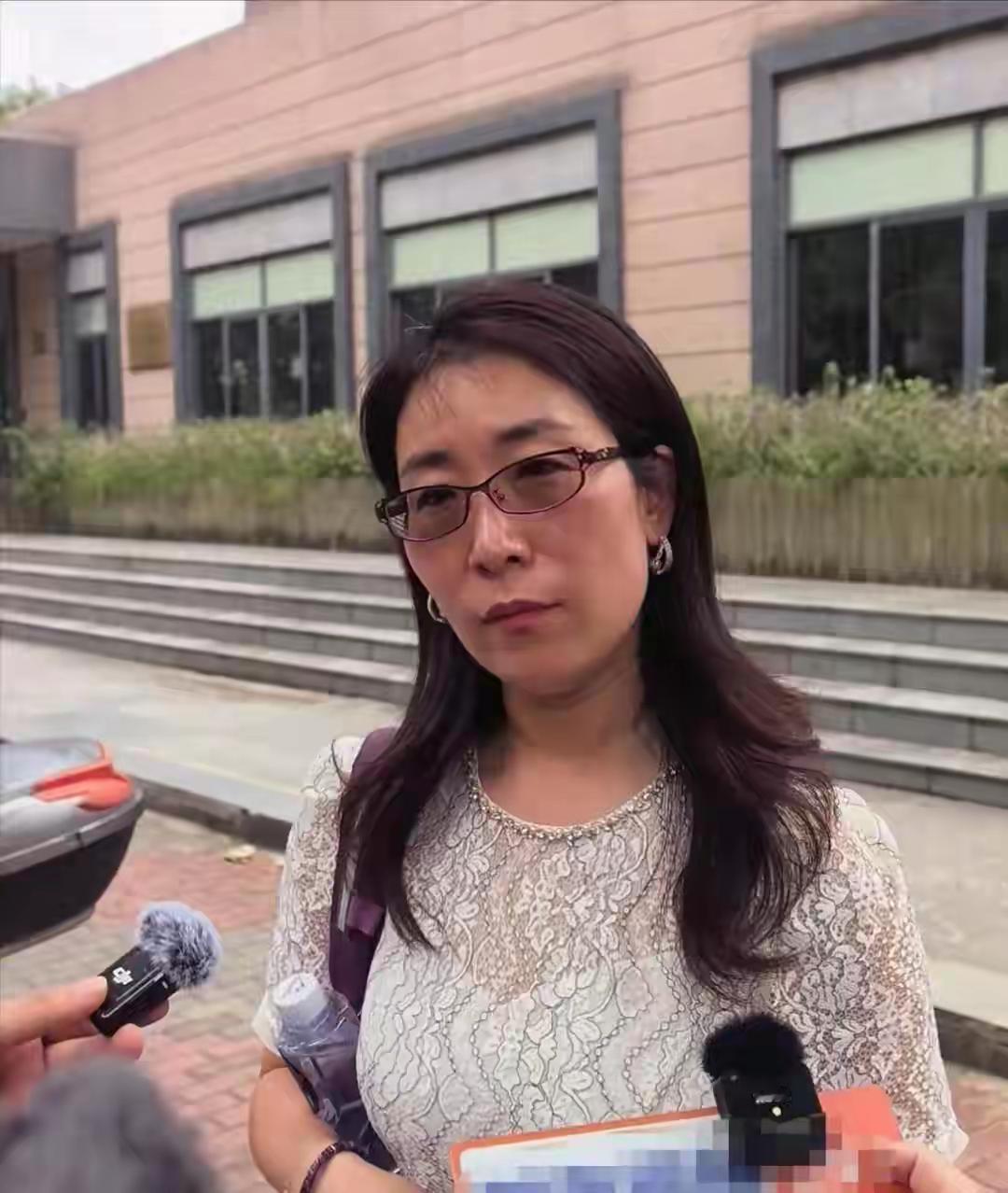 女人啊千万不要相信男人：我养你这样的鬼话！看看朱女士，自从选择做了全职太太，